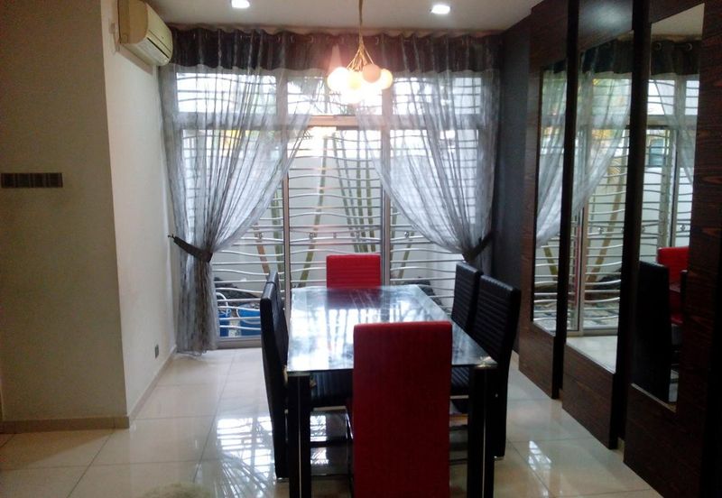 Double Storey Terrace Licuala Garden For Sale
