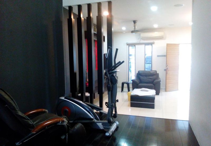 Double Storey Terrace Licuala Garden For Sale