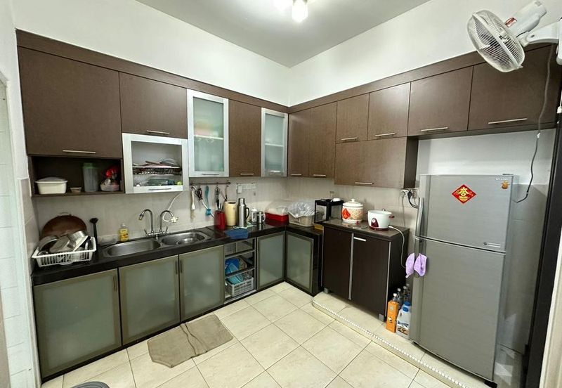 Jalan Setia Tropika 3/12