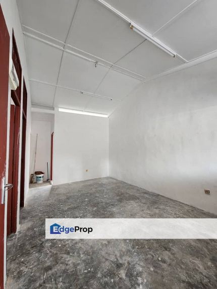 Single Storey Low Cost House Jalan Mawar Ulu Tiram For Sale, Johor, Ulu Tiram