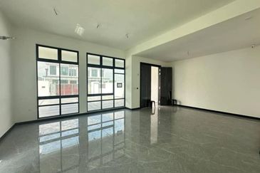 Double Storey Semi D Alocasia Residence For Sale