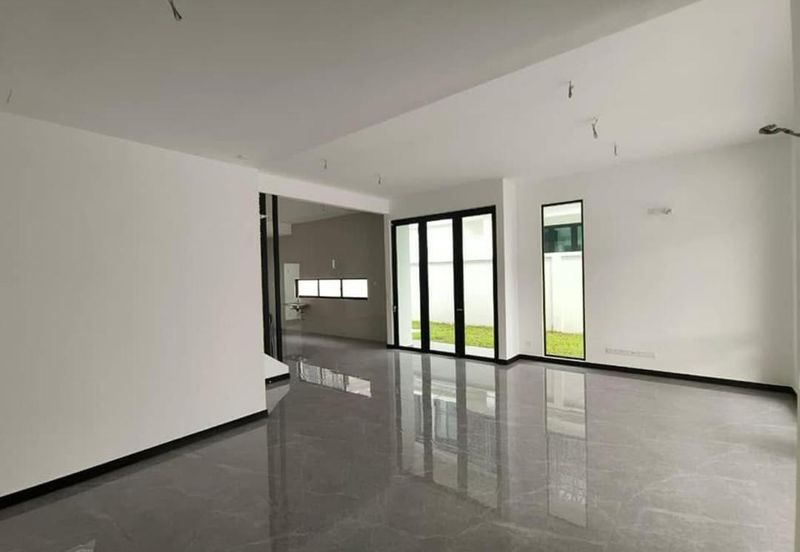 Double Storey Semi D Alocasia Residence For Sale