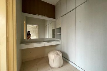 Jalan Austin Heights 1