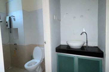 Jalan Austin Heights 1