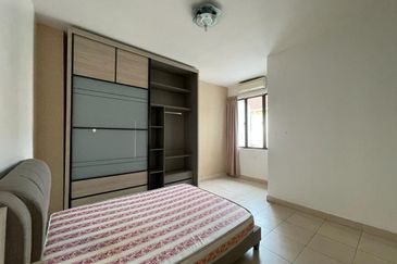 Jalan Austin Heights 1