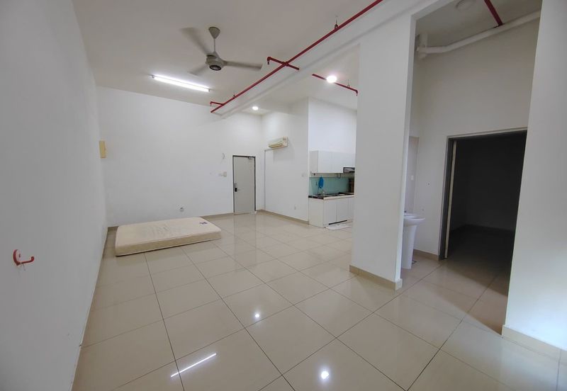 MANHATTAN @ Austin Heights