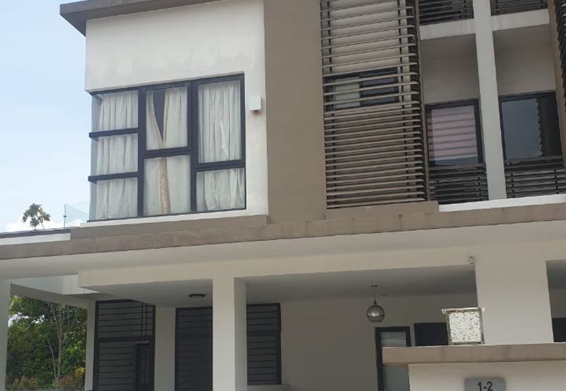 Sierra N Dira Townhouse