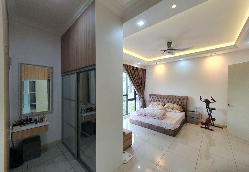 Sierra N Dira Townhouse