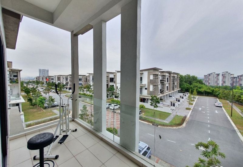 Sierra N Dira Townhouse