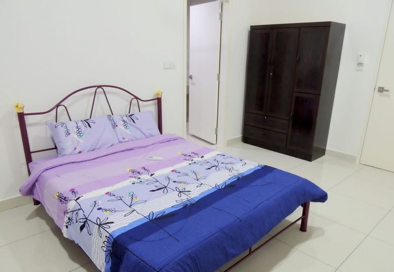 Mirage By The Lake Condominium