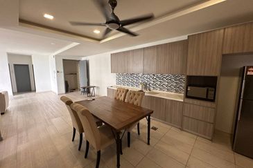 LakeFront Residence Cyberjaya