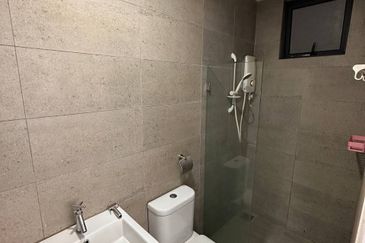 Kenwingston Square Garden