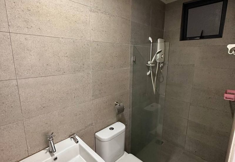 Kenwingston Square Garden