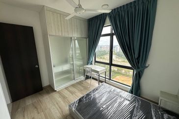 Kenwingston Square Garden