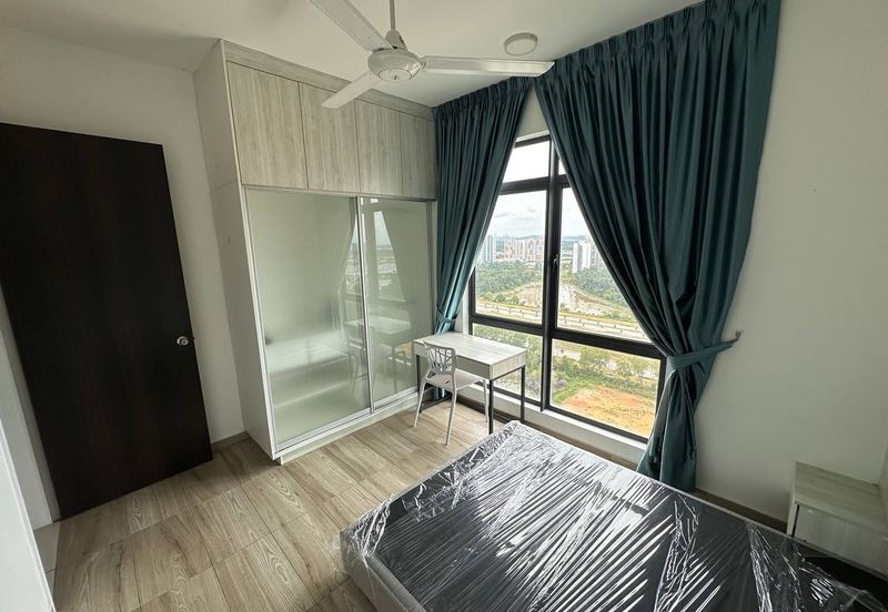 Kenwingston Square Garden