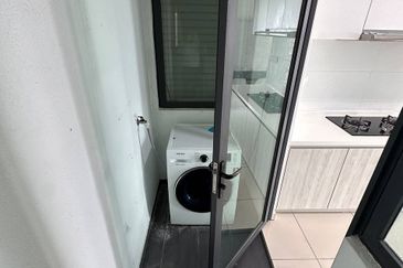 Kenwingston Square Garden