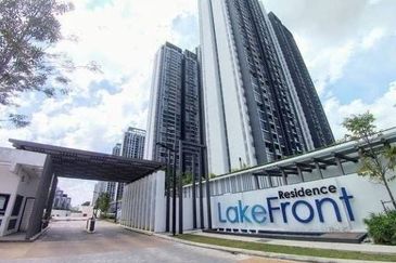 LakeFront Residence Cyberjaya