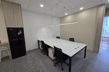 Menara EcoWorld (The Stride Strata Office @ BBCC)