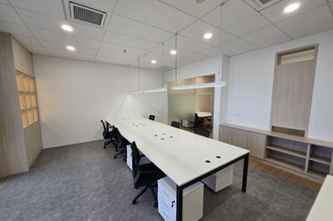 Menara EcoWorld (The Stride Strata Office @ BBCC)