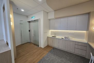 Menara EcoWorld (The Stride Strata Office @ BBCC)