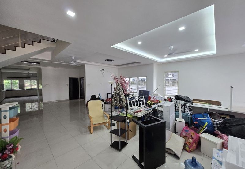 Perdana Lakeview East