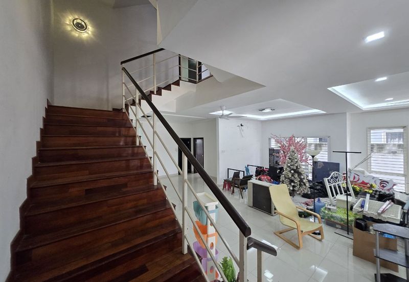 Perdana Lakeview East