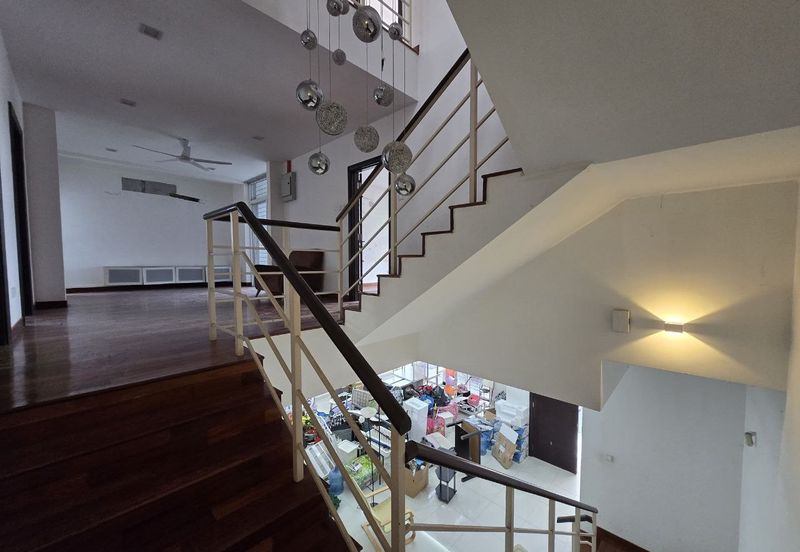 Perdana Lakeview East