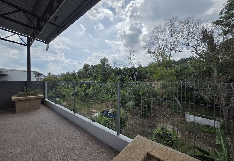 Perdana Lakeview East