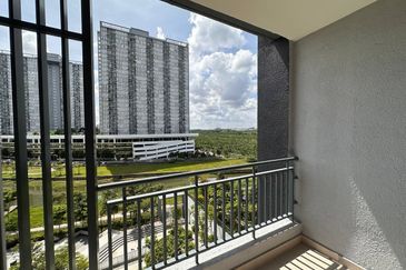 LakeFront Residence Cyberjaya