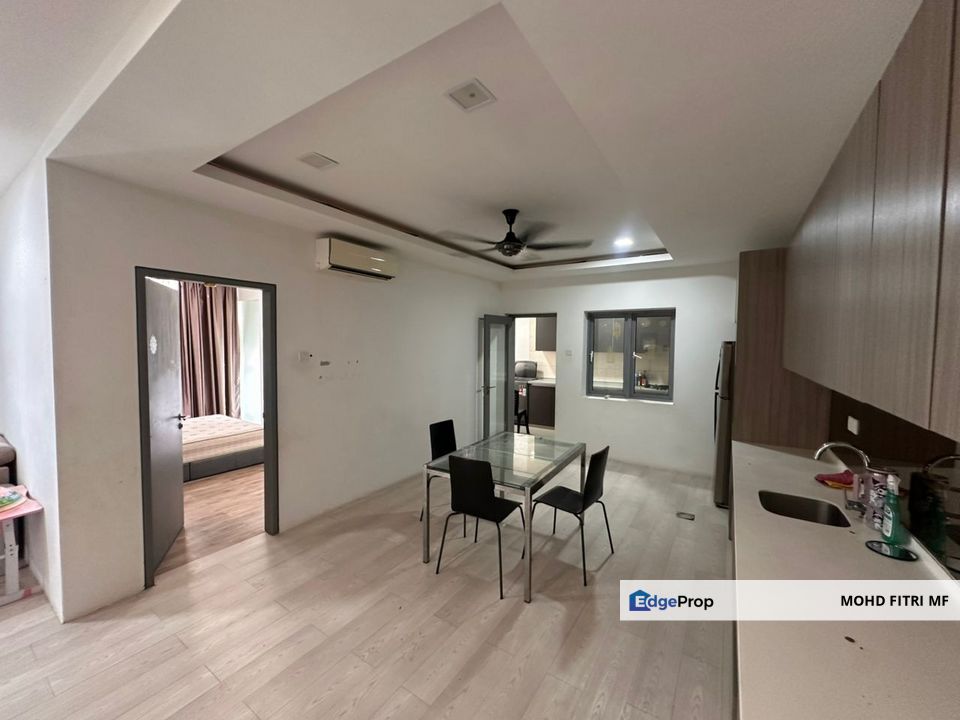 Lakefront Residence @ Cyberjaya (Fully Furnished), Selangor, Cyberjaya