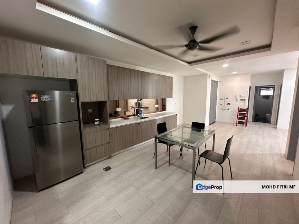 Lakefront Residence @ Cyberjaya (Fully Furnished), Selangor, Cyberjaya