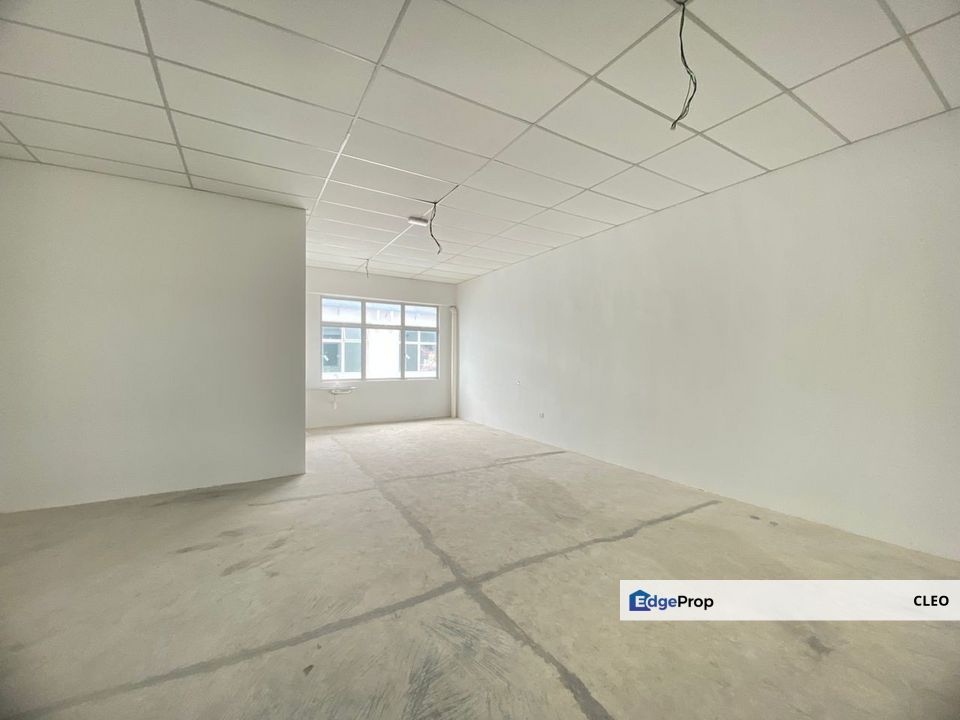 Strategic Location Ample Car Parking Surround with 200,000 population, Johor, Johor Bahru