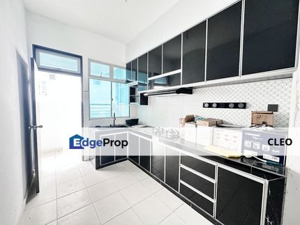 TAMAN PULAI MUTIARA THREE STOREY RENOVATED FOR SALE, Johor, Kangkar Pulai