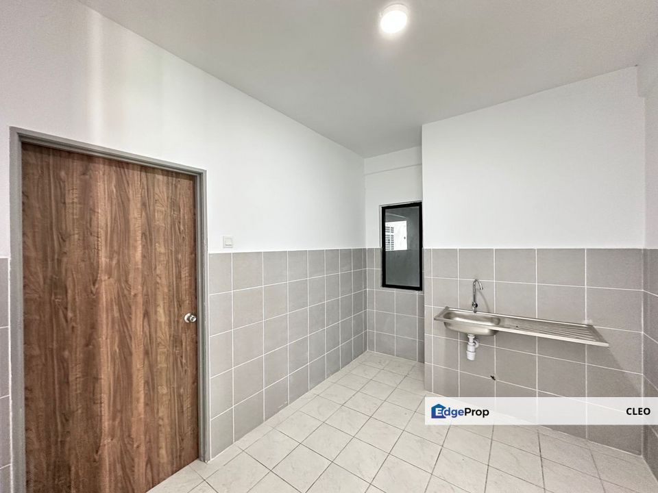 Spacious 3 Bedroom Apartment For Rent - Jalan Datin Halimah, Malaysia, Johor, Johor Bahru