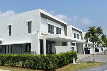 BRAND NEW!! Modern Garden Home Double Storey Garden Home by Eco Santuary Sencilia 