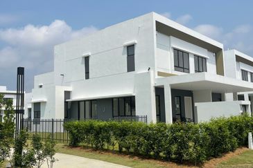 BRAND NEW!! Modern Garden Home Double Storey Garden Home by Eco Santuary Sencilia 