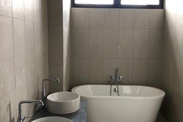 Dalia Residences @ Tropicana Aman