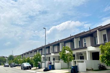 Arahsia Residences, Tropicana Aman