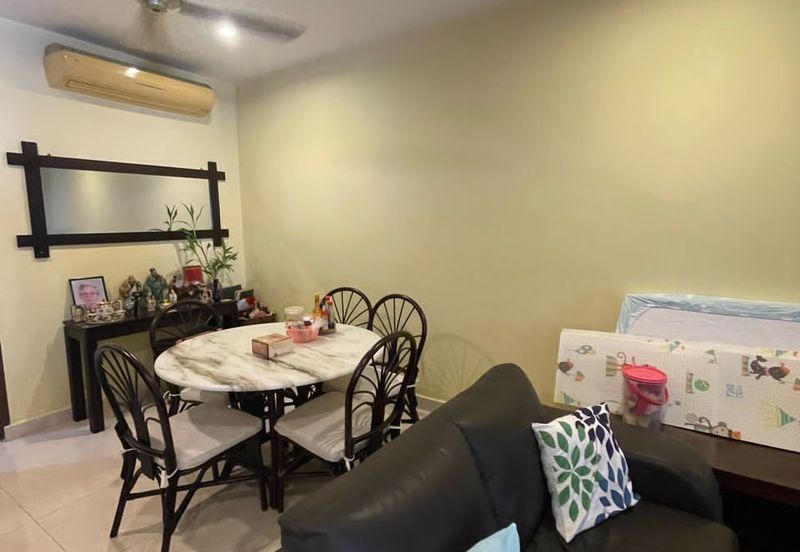 Below market!! Double storey Unit@Kota Kemuning!! Price Drop!! 