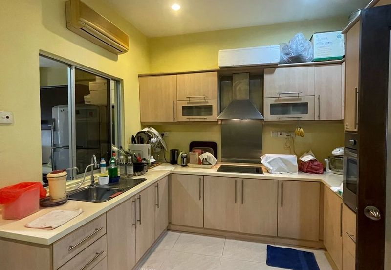 Below market!! Double storey Unit@Kota Kemuning!! Price Drop!! 