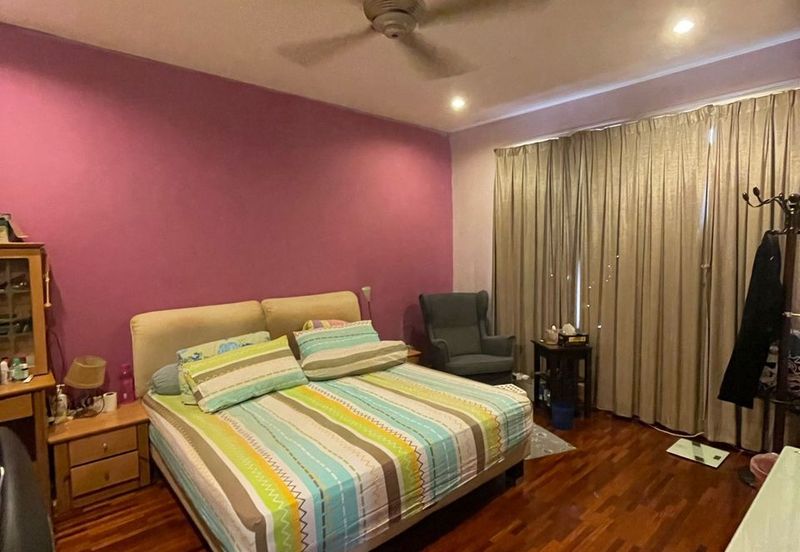 Below market!! Double storey Unit@Kota Kemuning!! Price Drop!! 