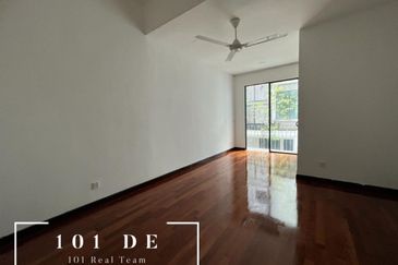 Duta Villa, Setia Alam