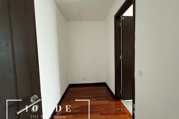 Duta Villa, Setia Alam