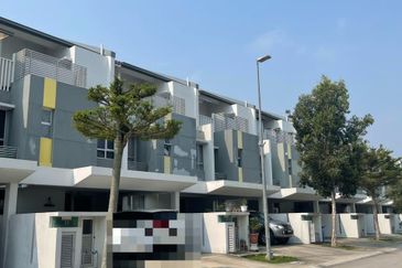 Tropicana Aman Bayan Residences