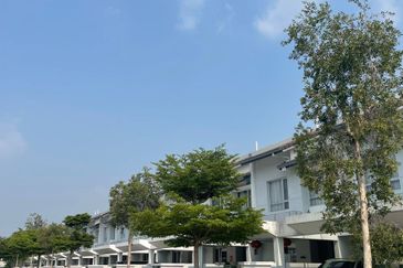 Tropicana Aman Bayan Residences