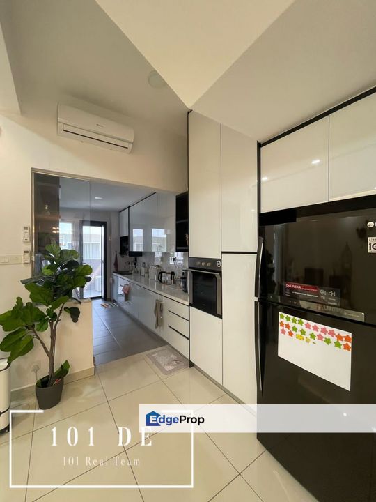 Nicely Renovated Unit!! 3 Storey Superlink@ Tropicana Aman Bayan, Telok Panglima Garang, Selangor, Telok Panglima Garang