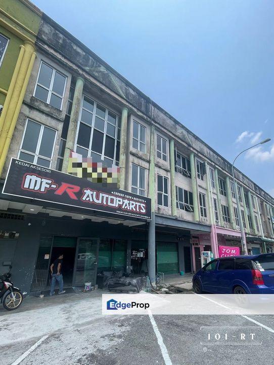 FULLY TENANTED!! Triple Storey Shoplot, Taman Seroja, Sepang, Selangor, Sepang