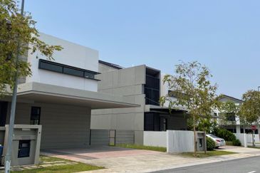 Dalia Residences @ Tropicana Aman