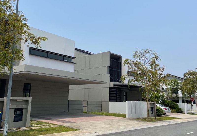 Dalia Residences @ Tropicana Aman