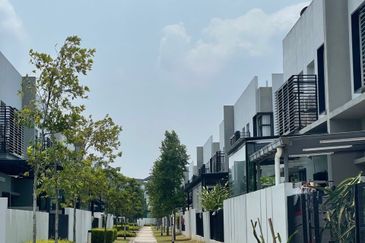 Dalia Residences @ Tropicana Aman